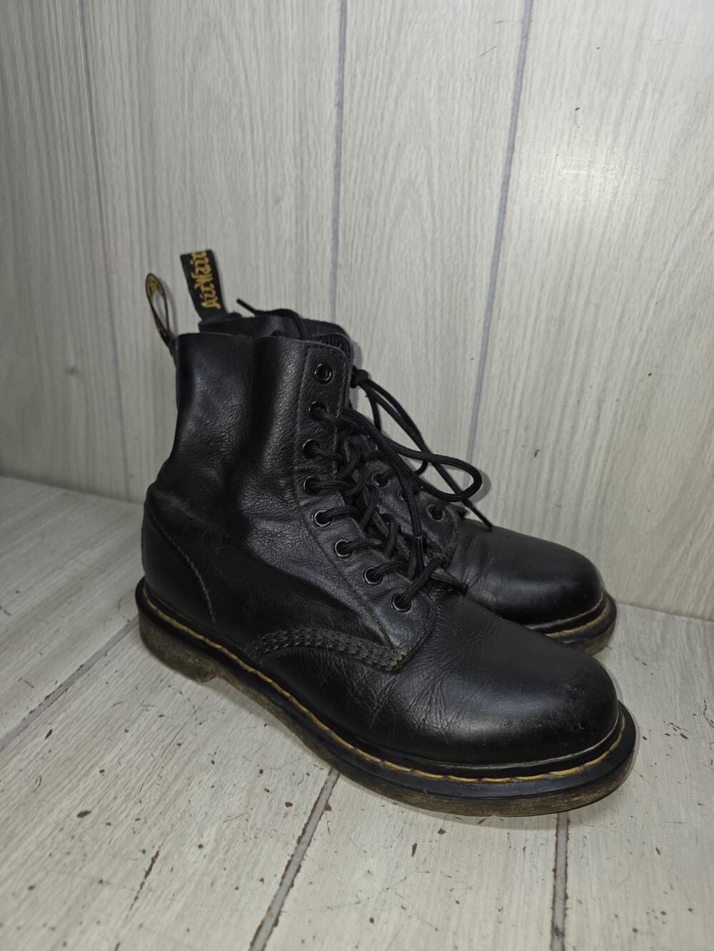 Dr. Martens Pascal Ankle Boots Womens Size 8 Black Soft Leather Moto Combat